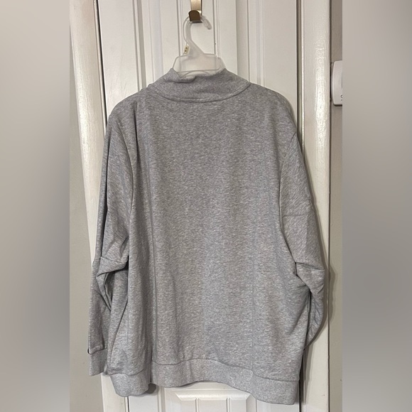 Puma Women’s Grey Jacket - Picture 2 of 2